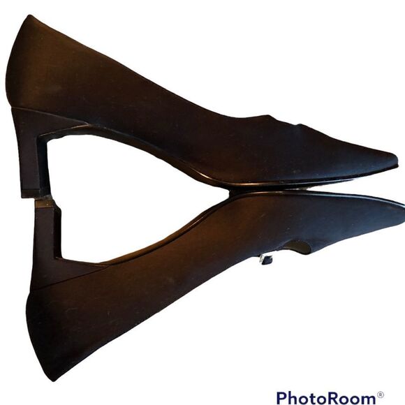 Anne Klein Black Satin Heels - Picture 3 of 11